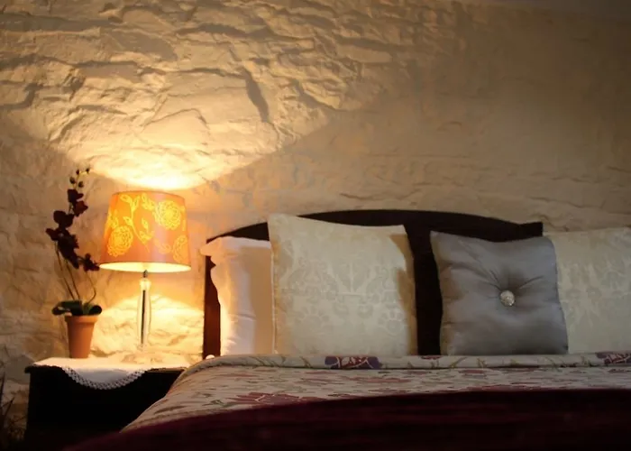 Bed & Breakfast Ballinacourty House