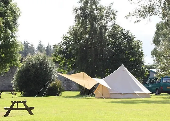 Bed & Breakfast Ballinacourty House