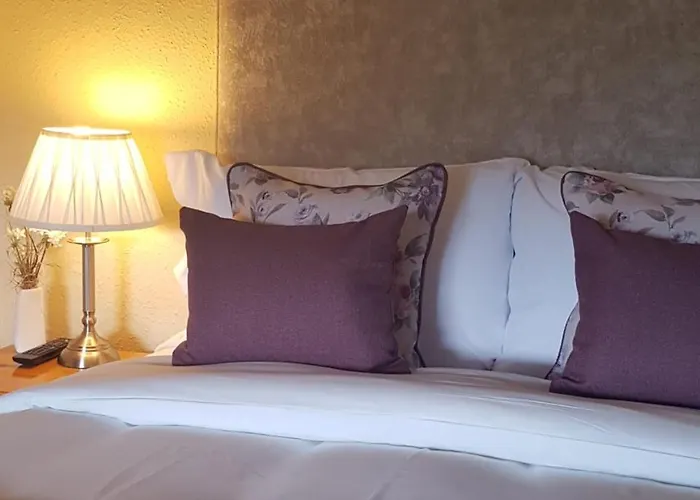 Bed & Breakfast Ballinacourty House 3*